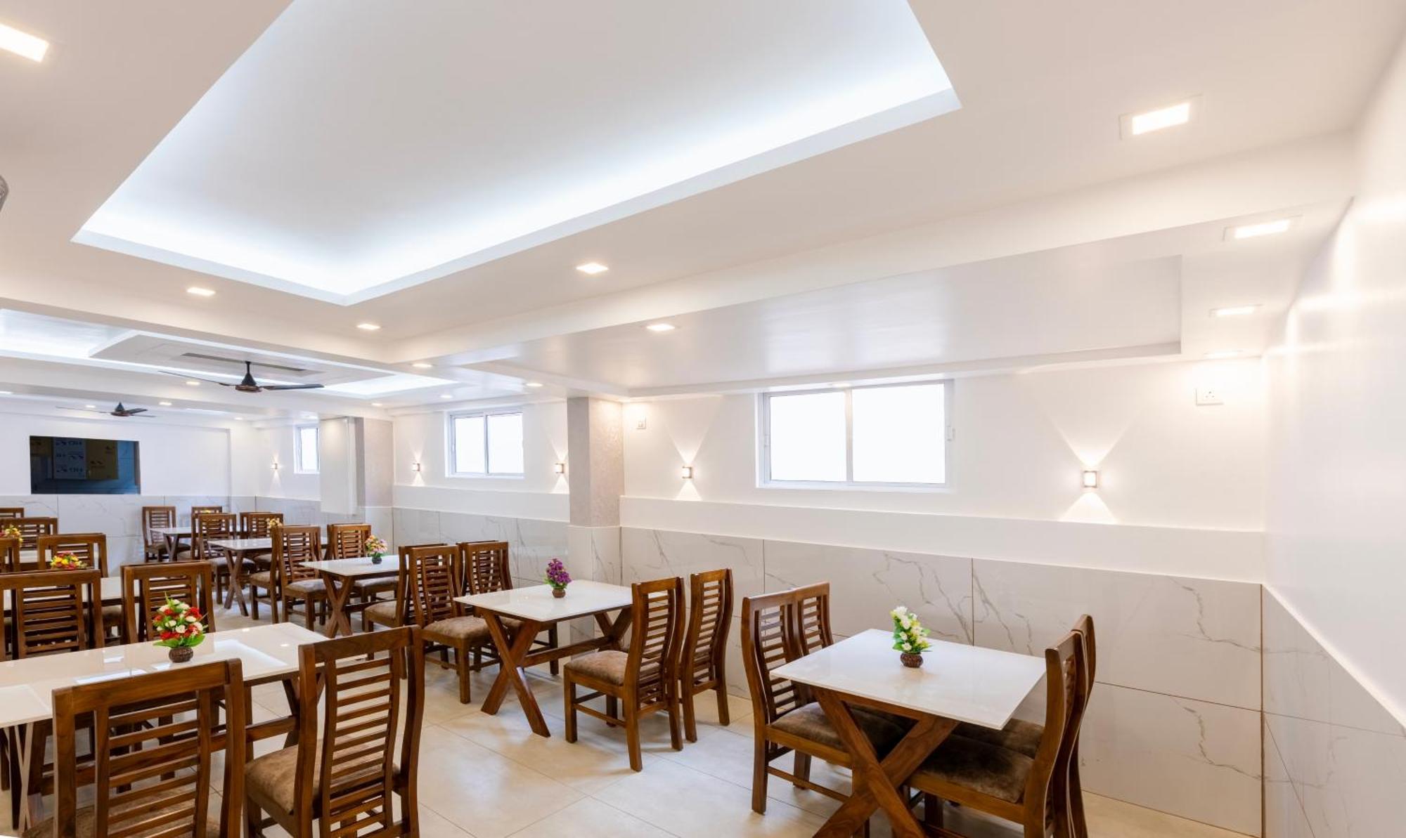 Hotel Treebo Premium Cochin Airport, 5 Min From Cochin Airport Kochi Exterior foto
